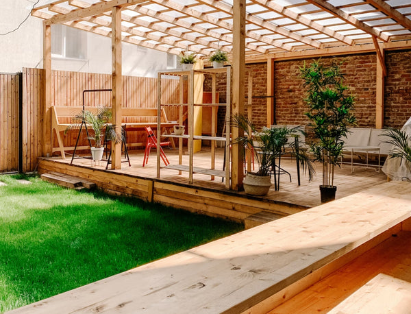 How to Treat Wood for Outdoor Use: Enhance Durability and Preserve Natural Beauty